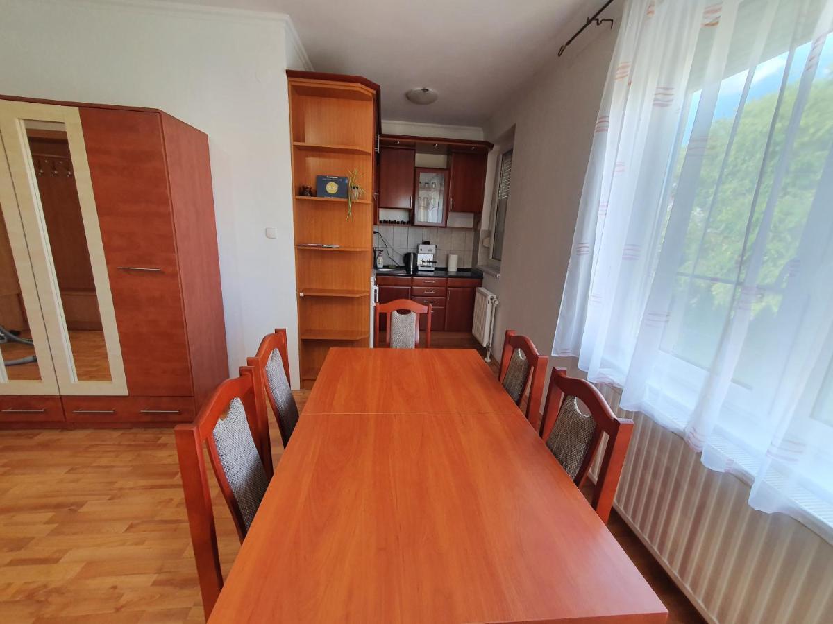 Hajdúszoboszló Fischer Apartman 3 מראה חיצוני תמונה